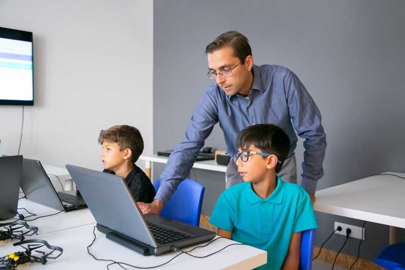 بهترین آموزشگاه کامپیوتر